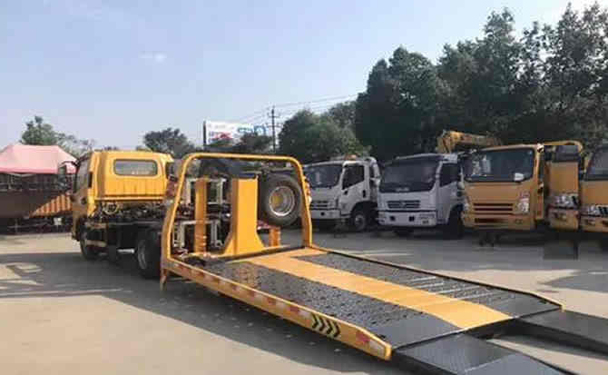 乌苏汽车中途维修案例